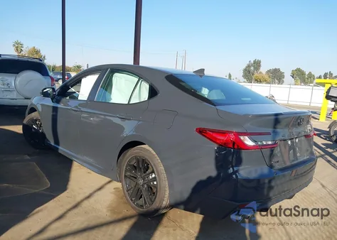 2025 Toyota Camry Se z USA, uszkodzony, nr VIN 4T1DAACK0SU208548